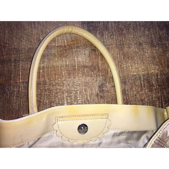 My Flat in London Brighton Miss Bond Bow Beige Quilted Large Handbag Purse MFIL - Picture 10 of 12